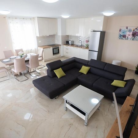 Blue Horizon Zara Apartman Kültér fotó