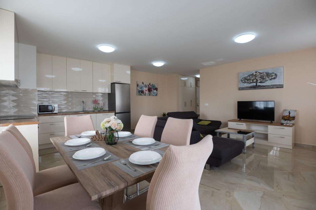 Blue Horizon Zara Apartman Kültér fotó